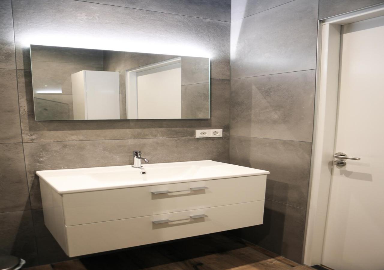 Prachtig Appartement In Het Centrum Van แยร์เซเก ภายนอก รูปภาพ